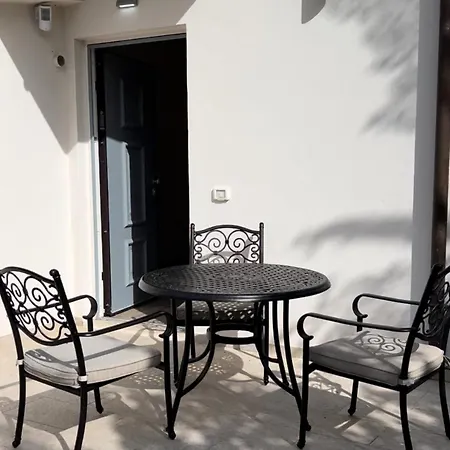 Dei Marmi Casa Apartment
